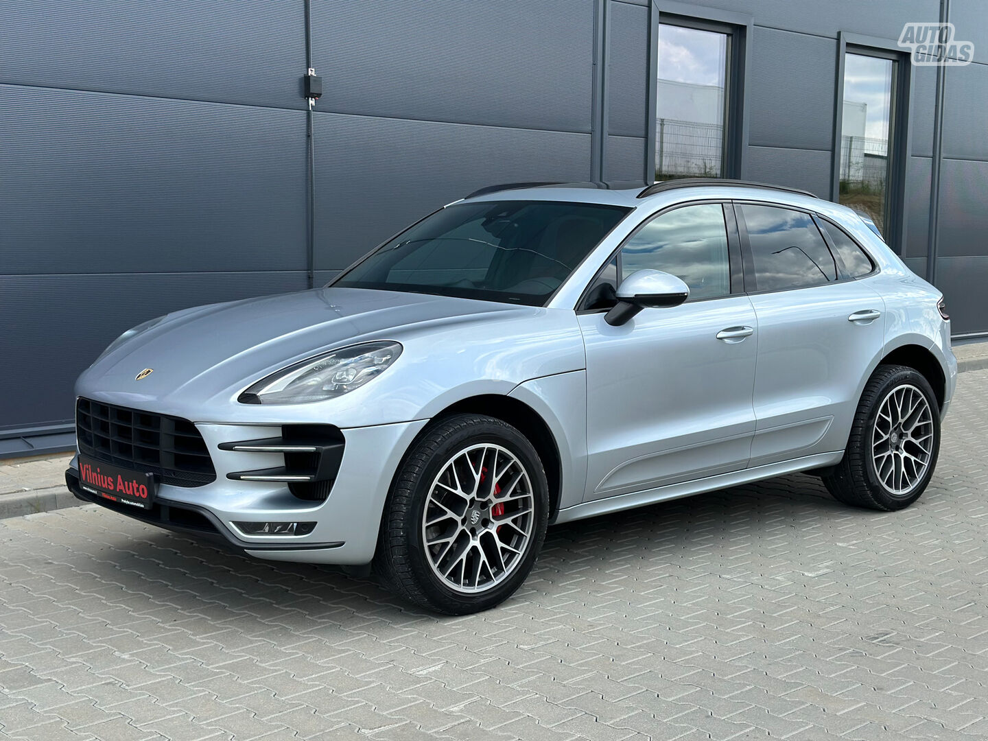 Porsche Macan 2017 m Visureigis / Krosoveris