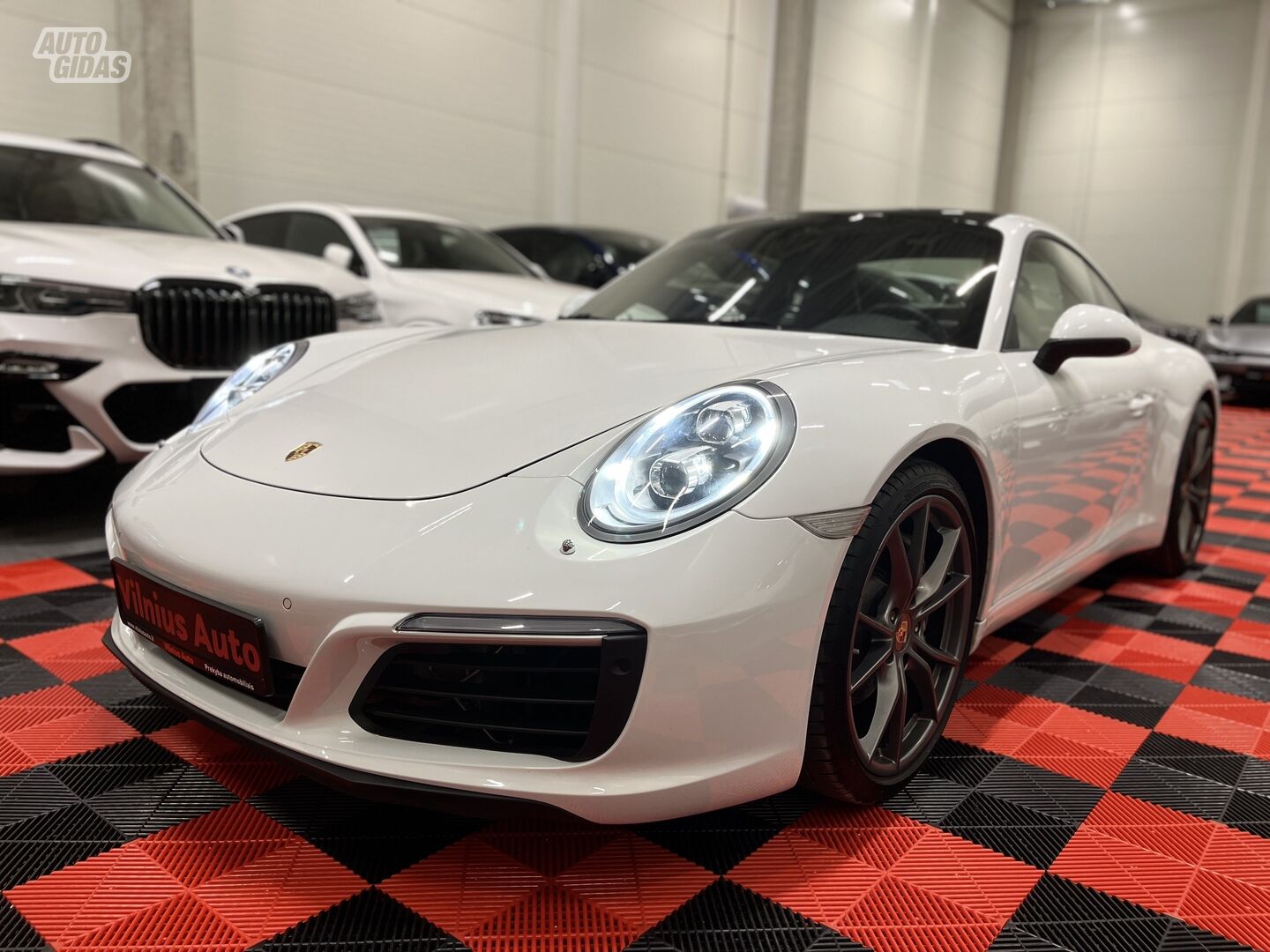 Porsche 911 2018 г Купе