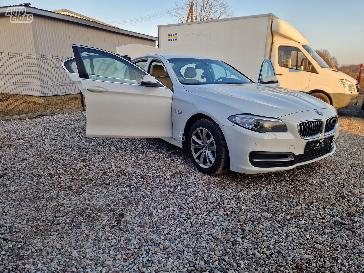 Bmw 520 2015 y Sedan