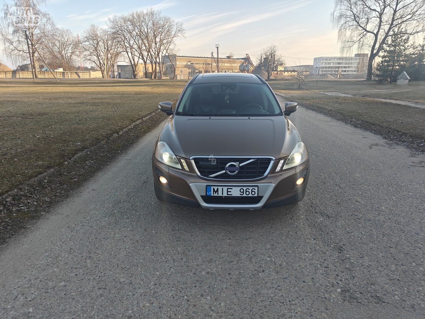 Volvo XC60 2009 г Внедорожник / Кроссовер