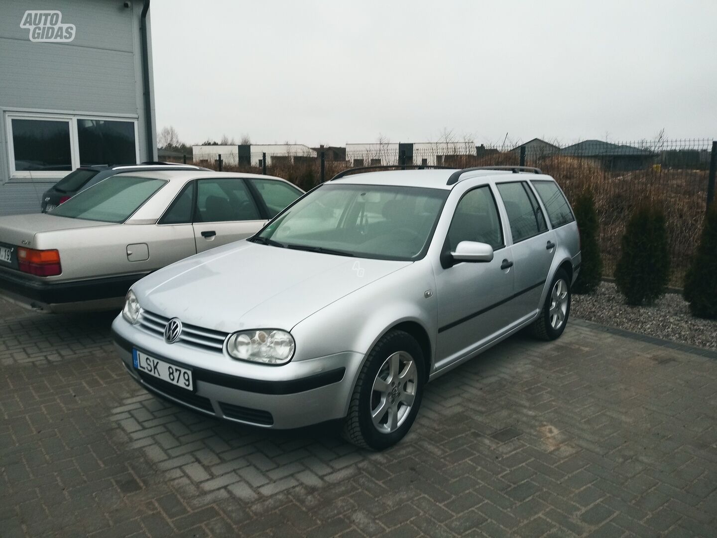 Volkswagen Golf Active 2003 г