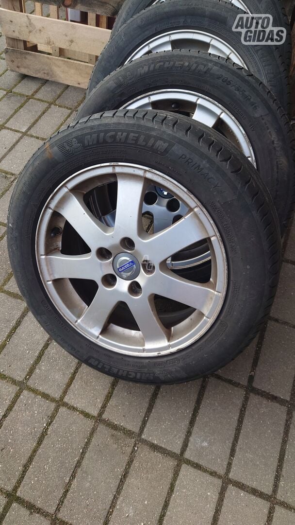 Volvo Volvo  light alloy R16 rims