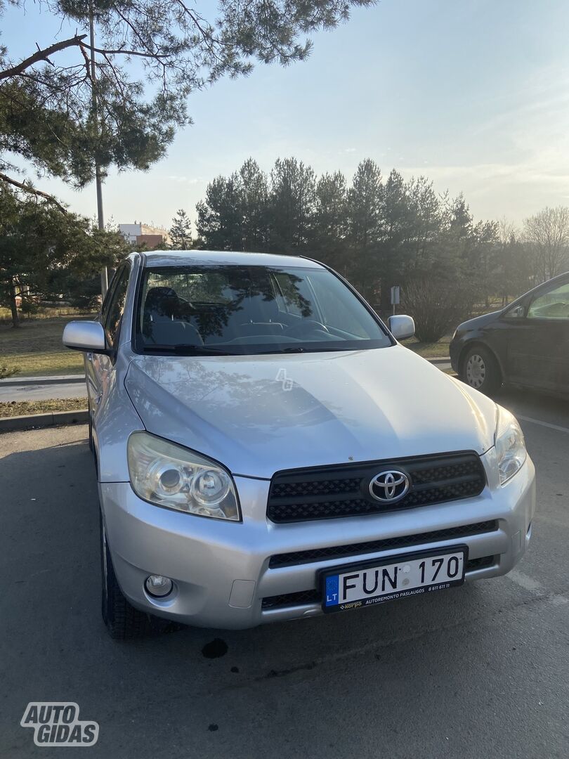 Toyota RAV4 2006 y Off-road / Crossover