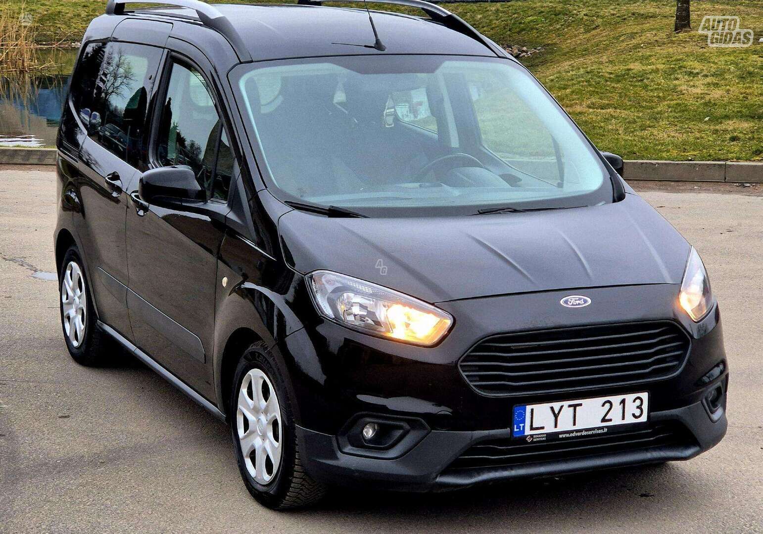 Ford 2019 г Минивэн