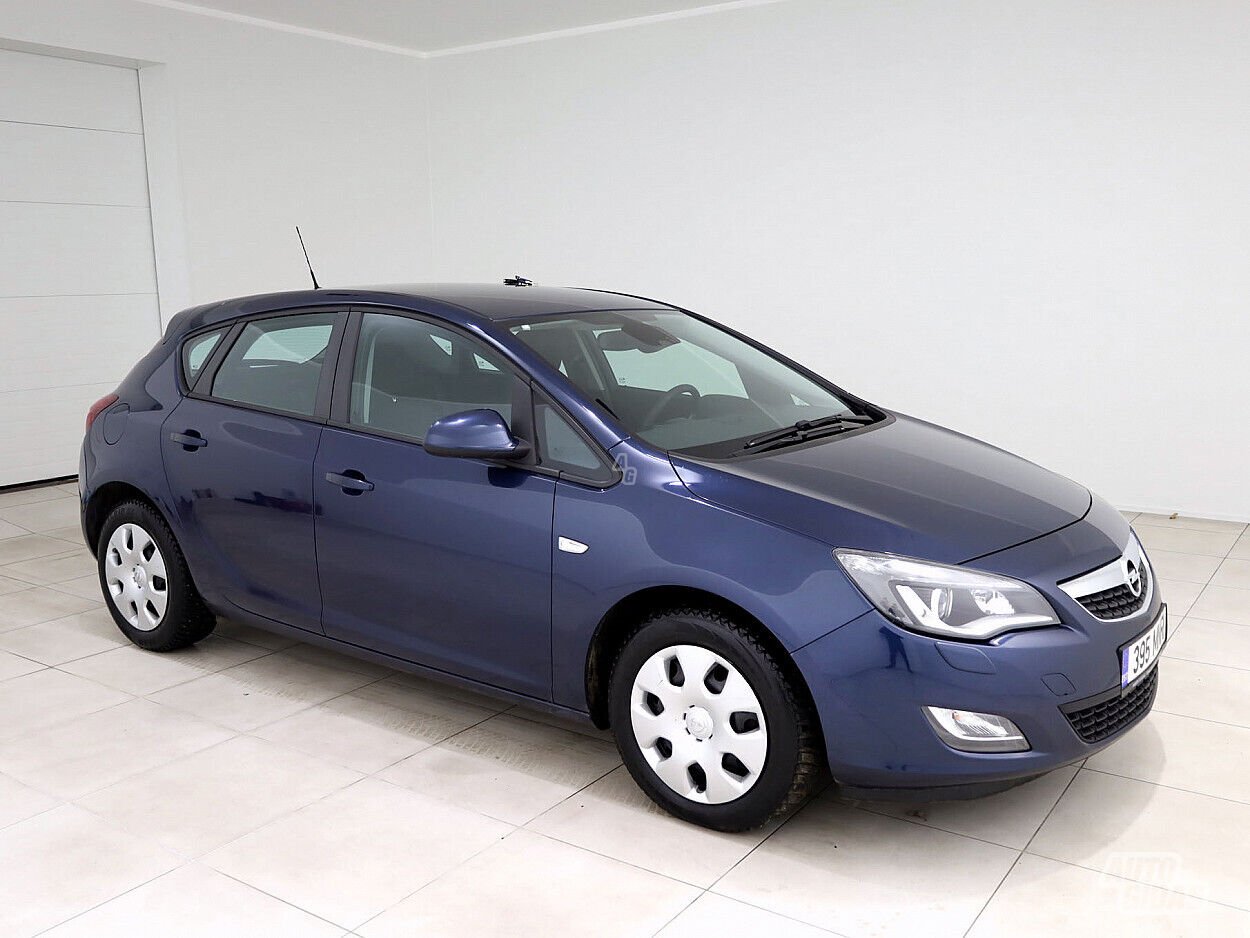 Opel Astra 2011 m Hečbekas