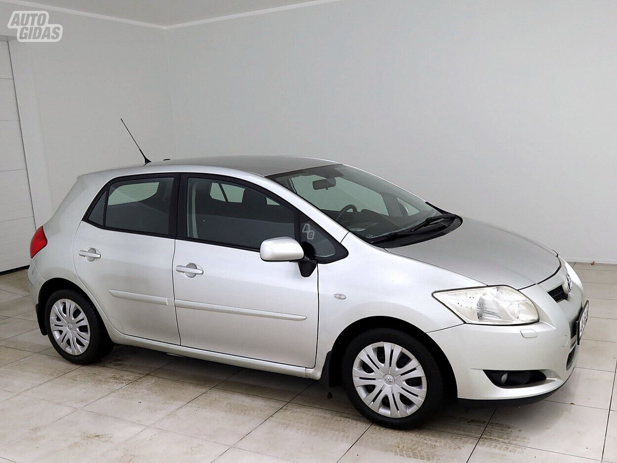 Toyota Auris 2007 г Хэтчбек