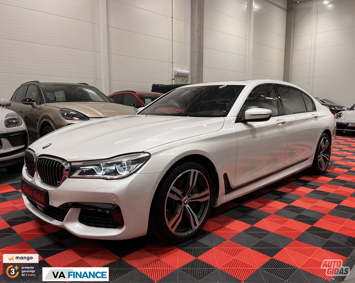 Bmw 750 2016 y Sedan