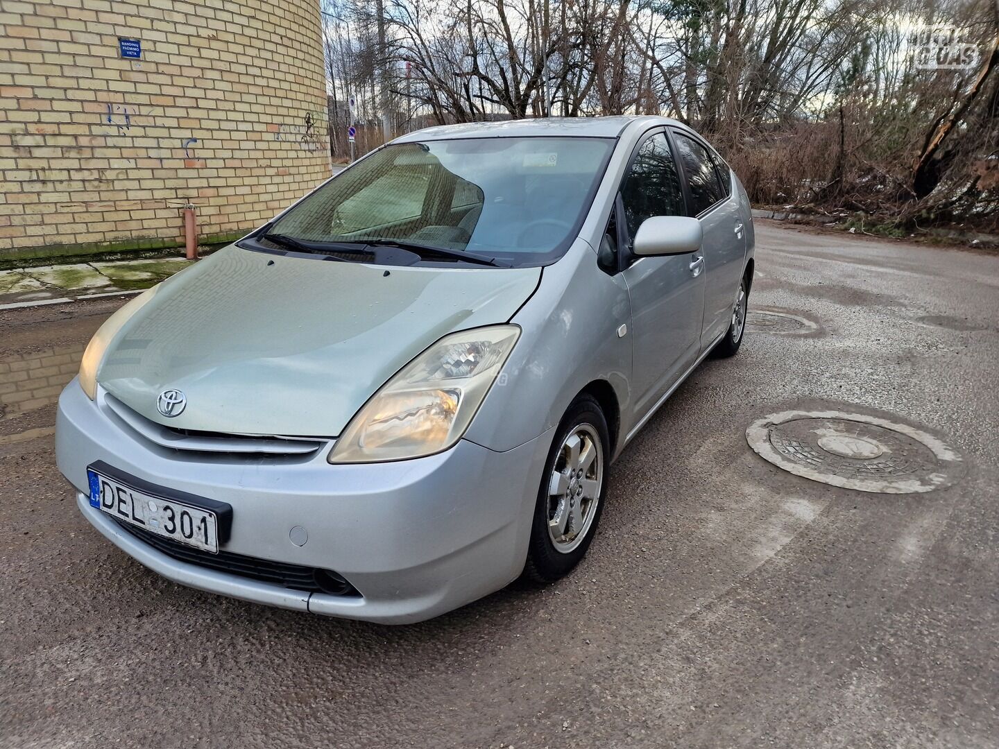 Toyota Prius 2005 г Хэтчбек