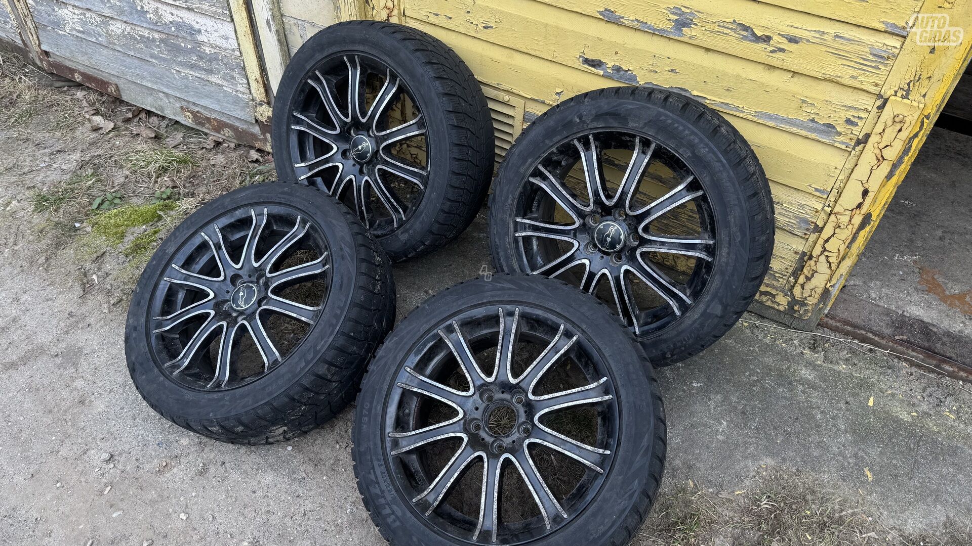 Com4 Wheels Volvo light alloy R17 rims