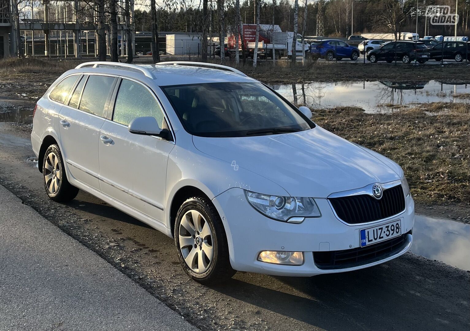 Skoda Superb 2013 m Universalas