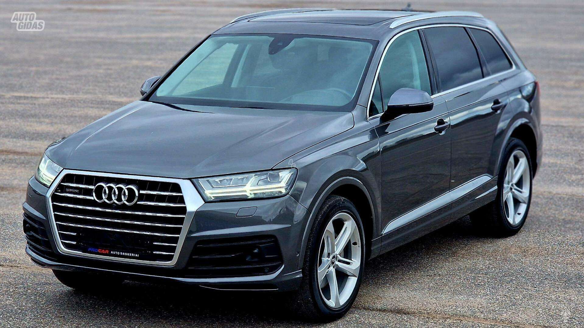 Audi Q7 2019 y Off-road / Crossover