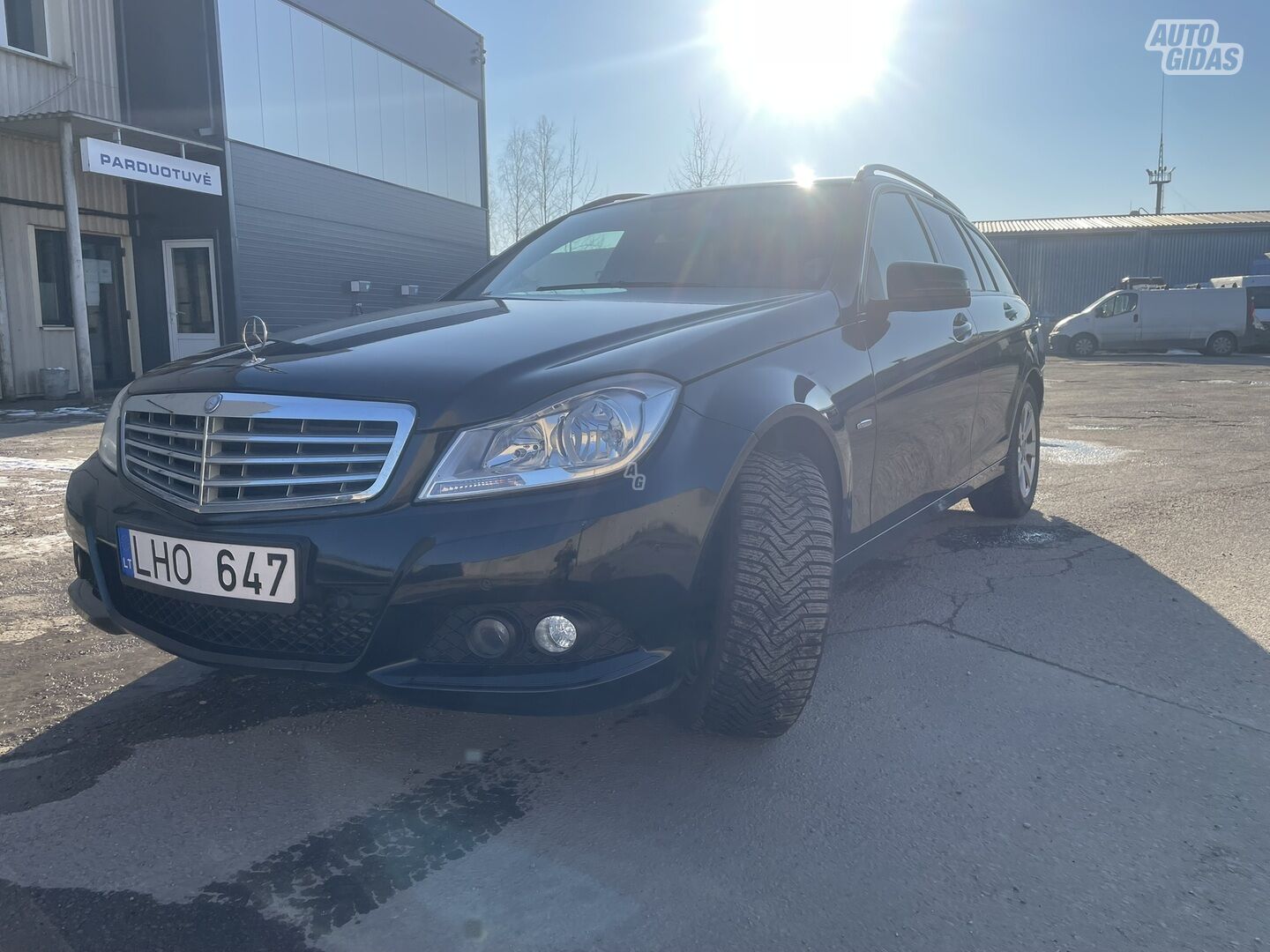 Mercedes-Benz C 220 2011 y Wagon