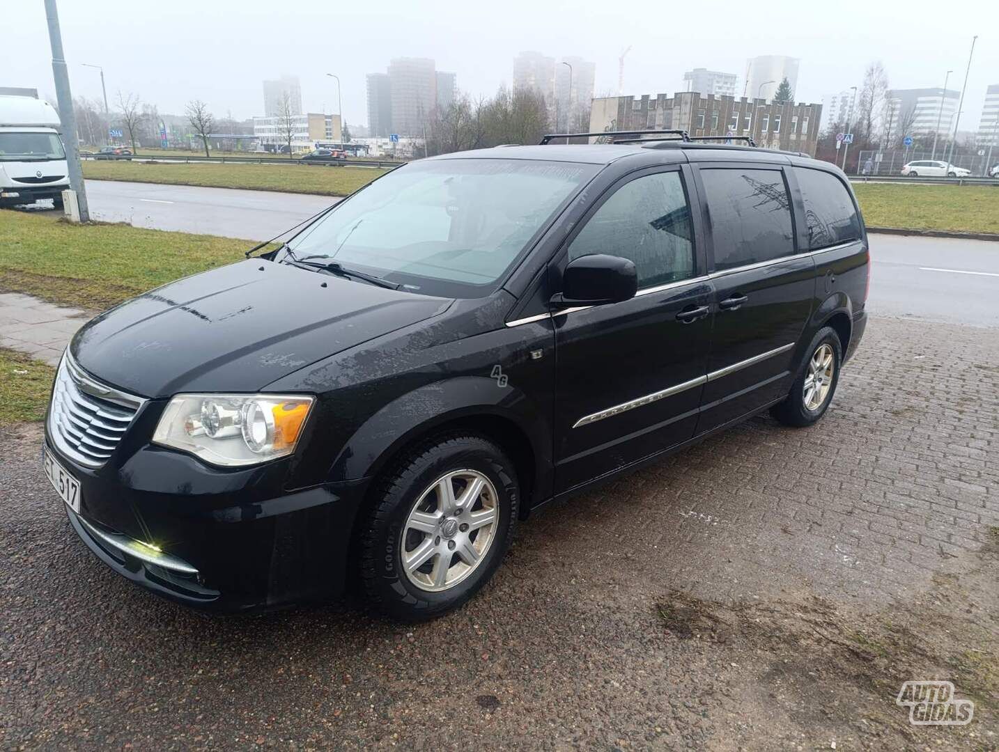 Chrysler Town & Country 2012 y Van