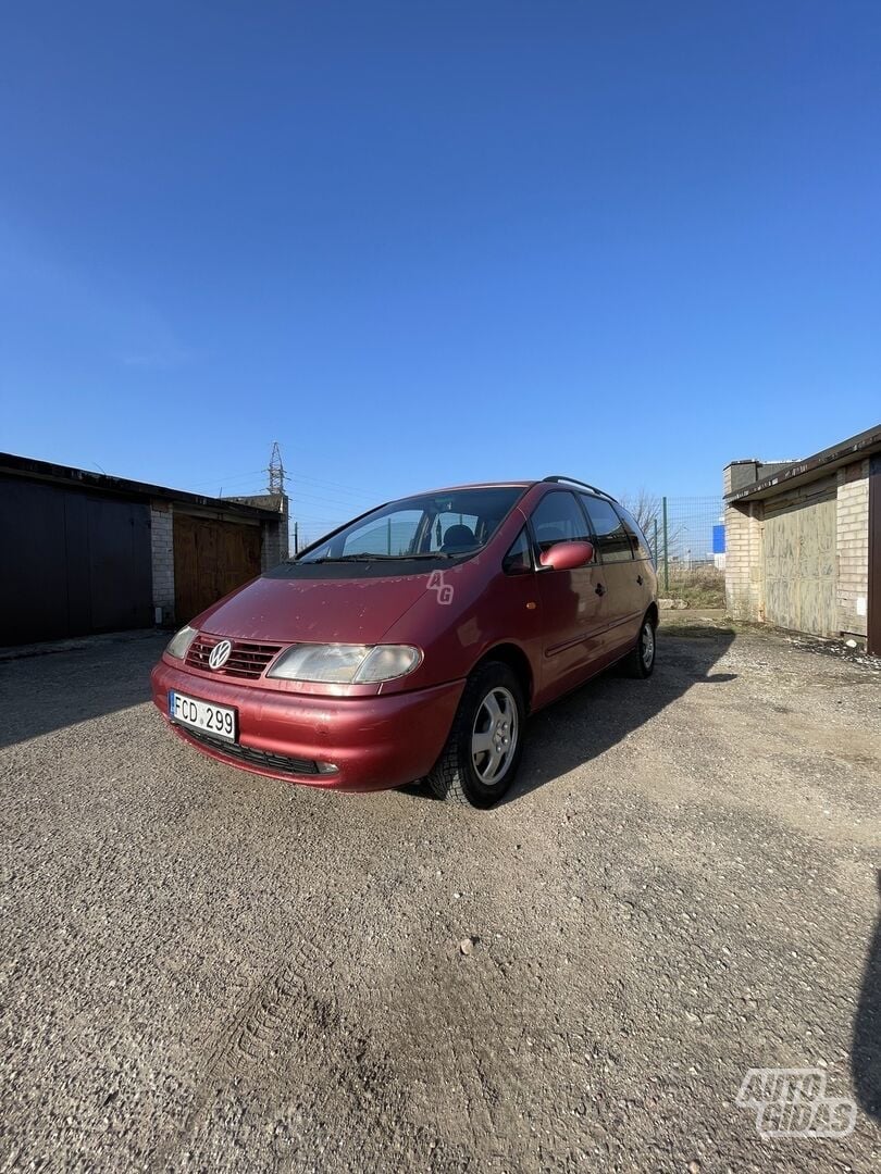 Volkswagen Sharan 1996 г Минивэн