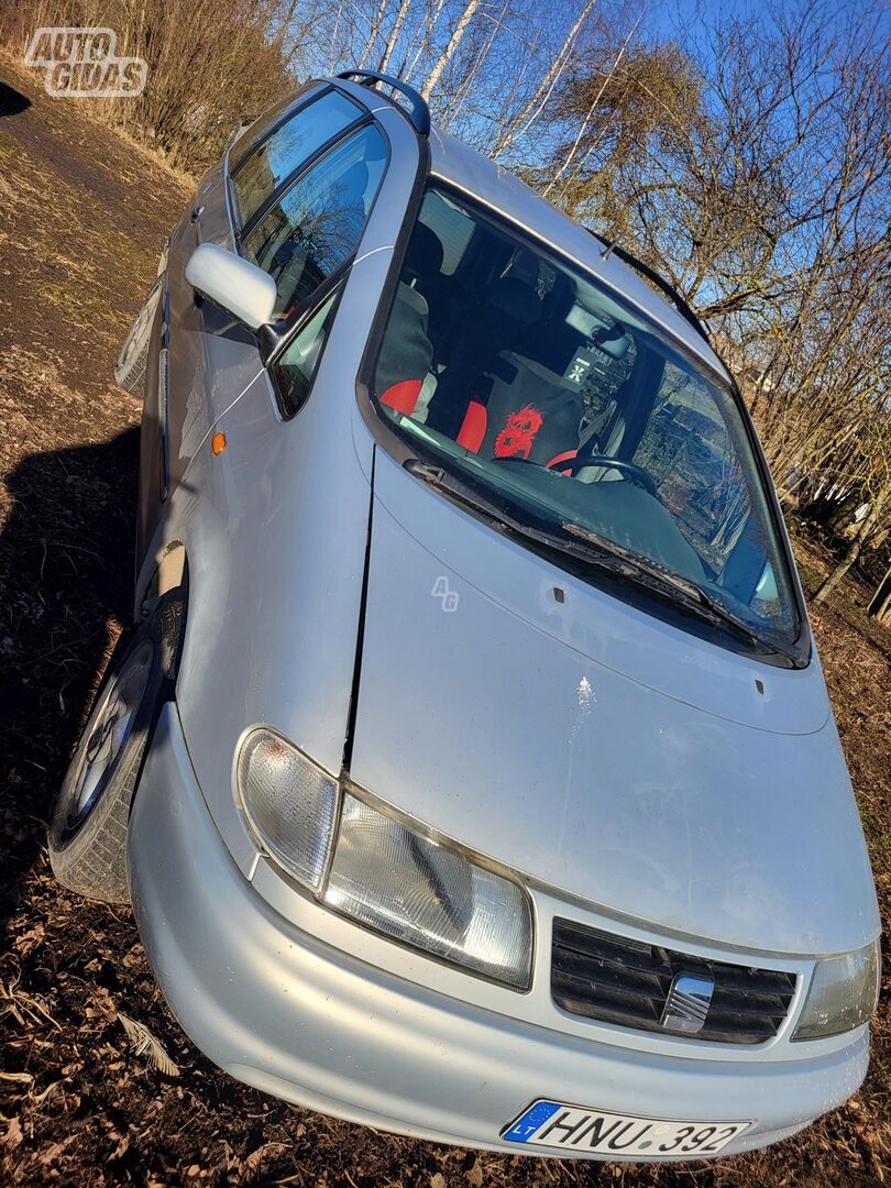 Volkswagen Sharan TDI 1999 m dalys