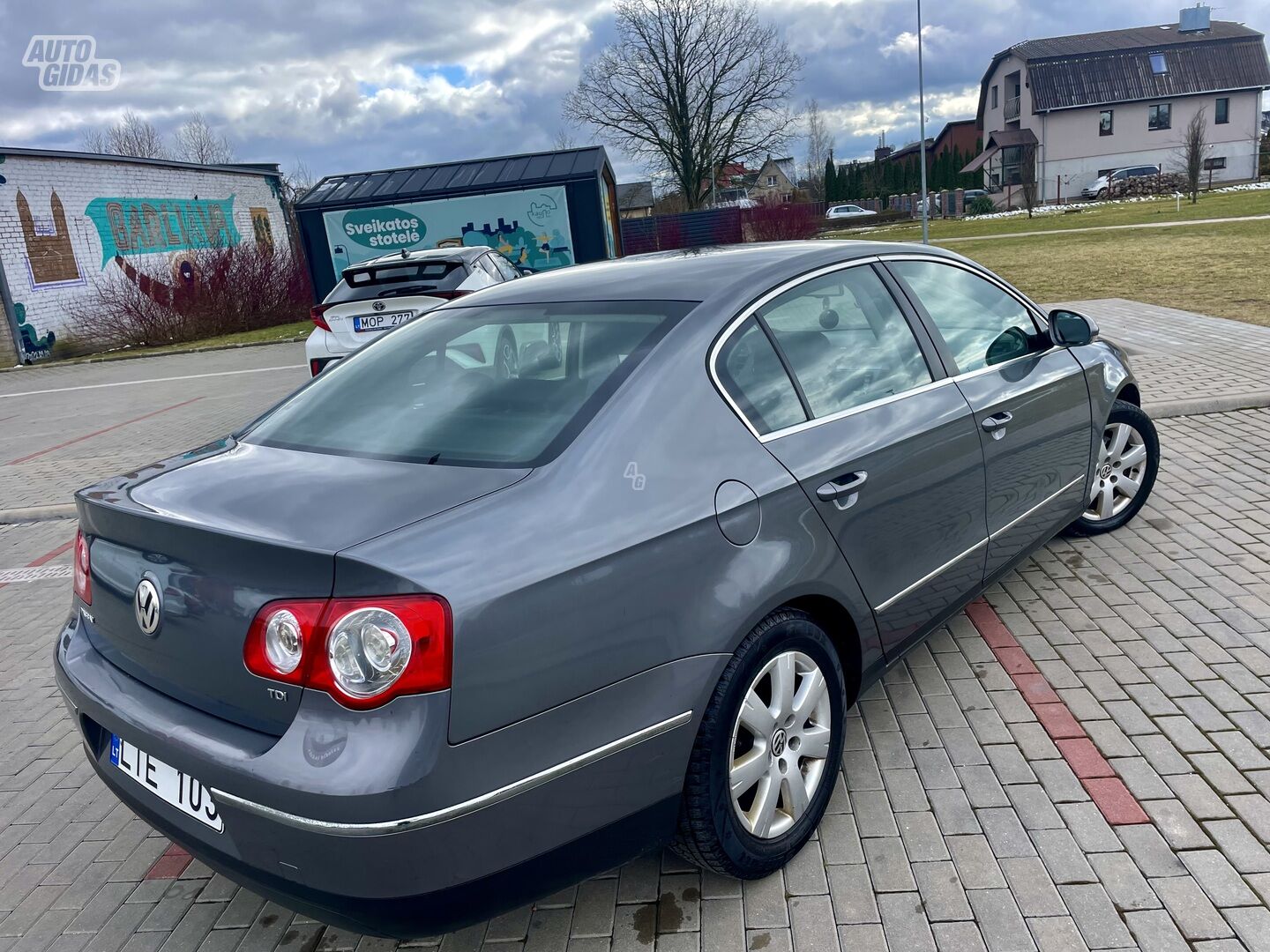 Volkswagen Passat 2005 y Sedan