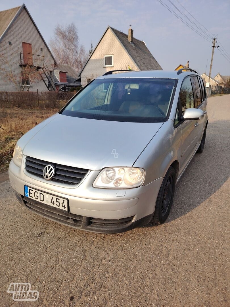 Volkswagen Touran 2004 m Vienatūris