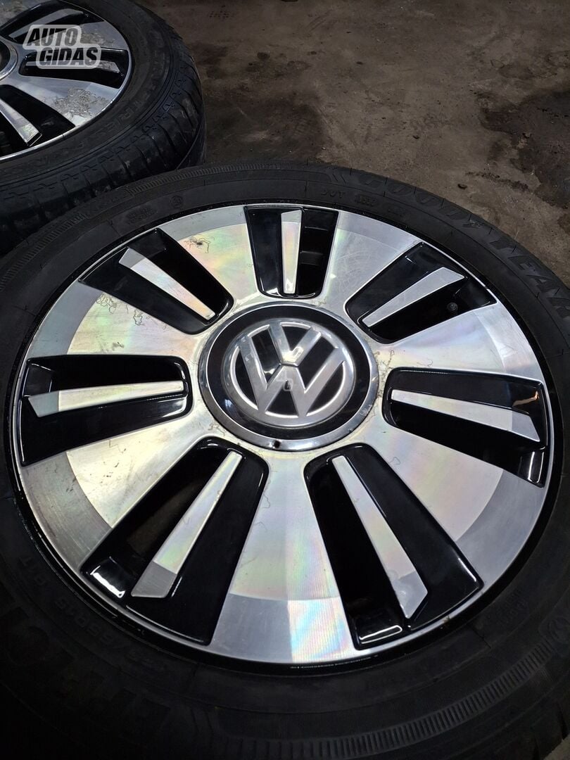 Volkswagen up! light alloy R15 rims