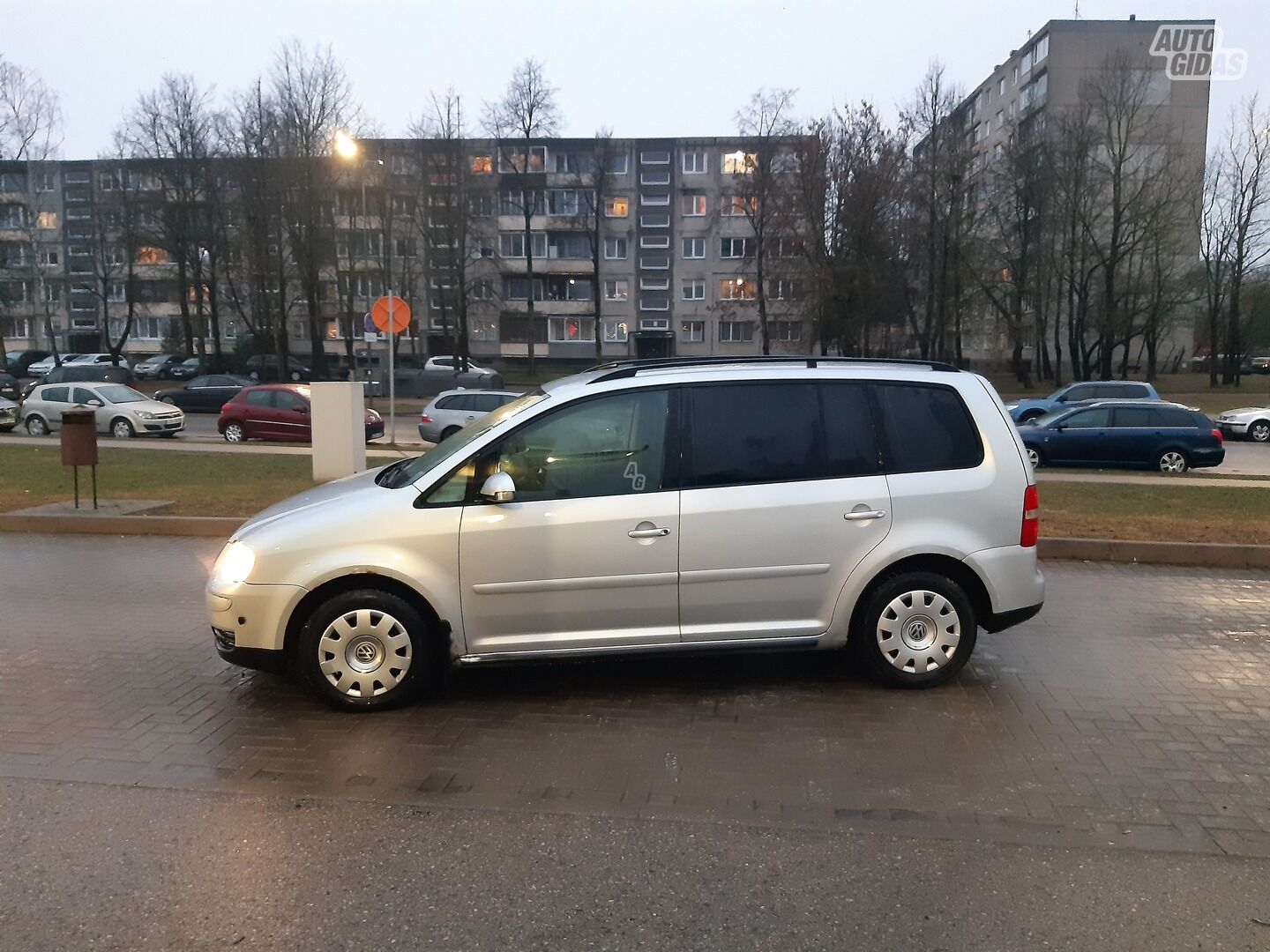 Volkswagen Touran TDI 2004 y