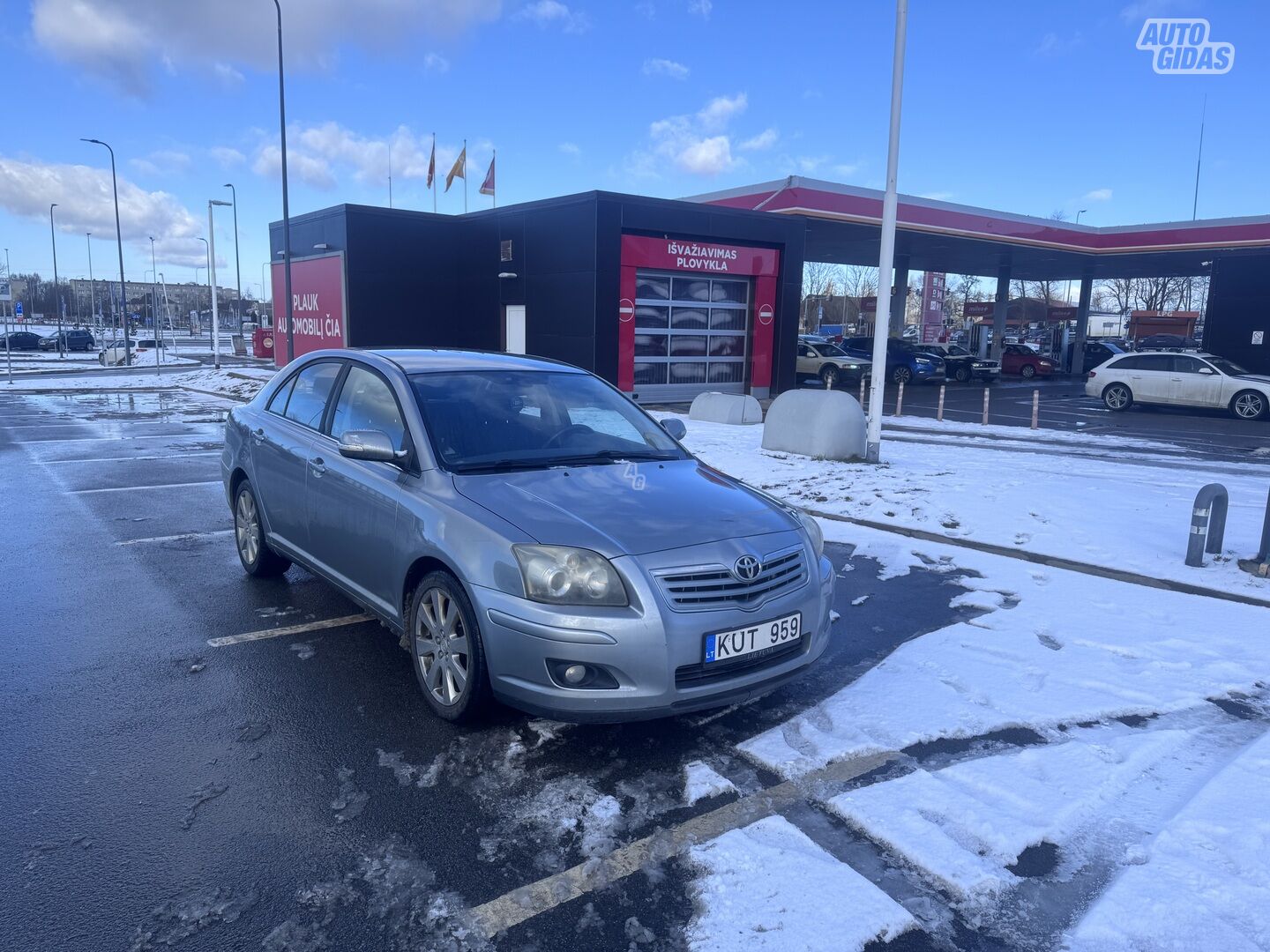 Toyota Avensis 2009 y Hatchback