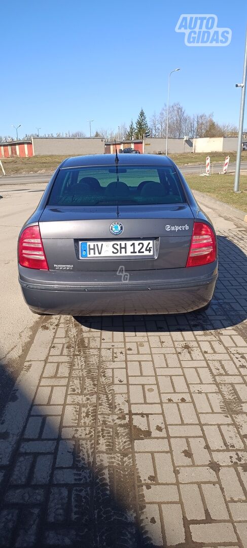 Skoda Superb 2005 г Седан