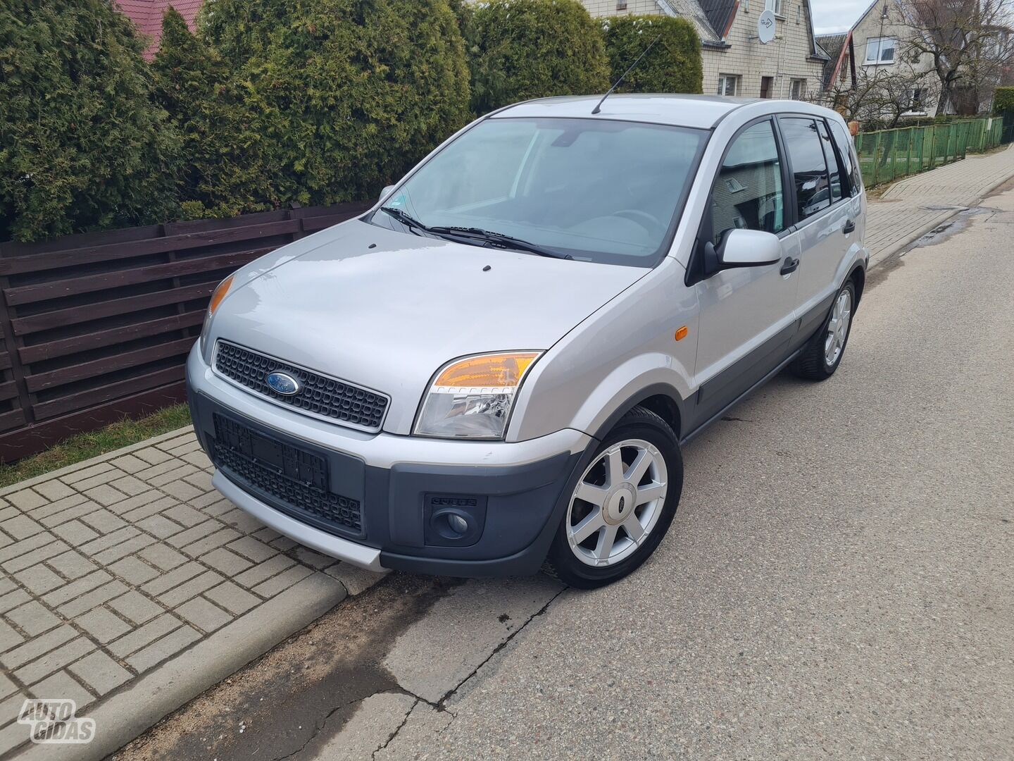 Ford Fusion 2008 y Off-road / Crossover