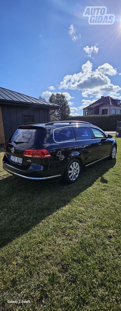 Volkswagen Passat BlueMotion 2011 y