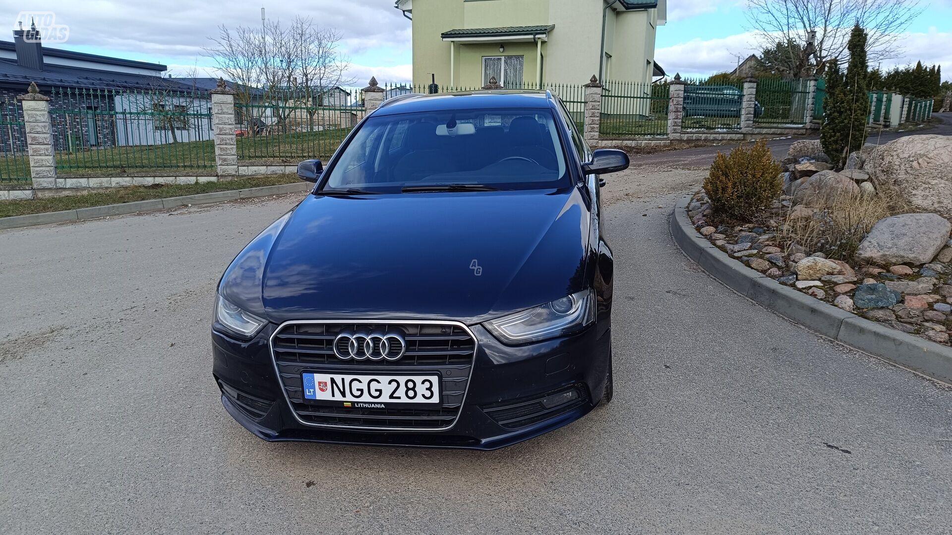 Audi A4 2012 m Universalas