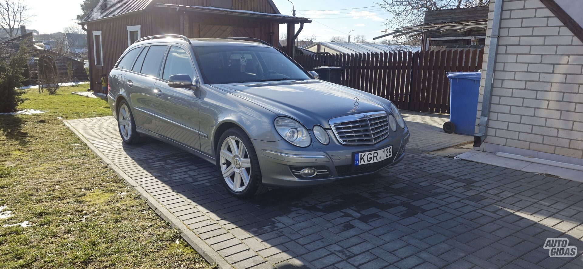 Mercedes-Benz E 220 2008 m Universalas