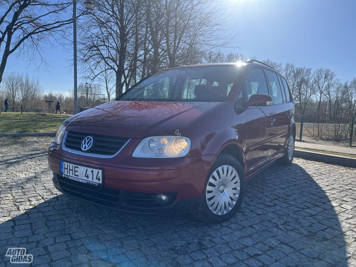 Volkswagen Touran 2005 г Седан