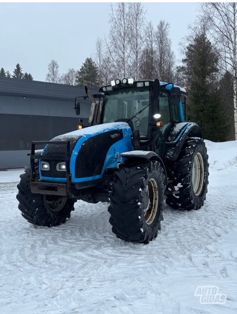 Valtra T151 2008 y Tractor