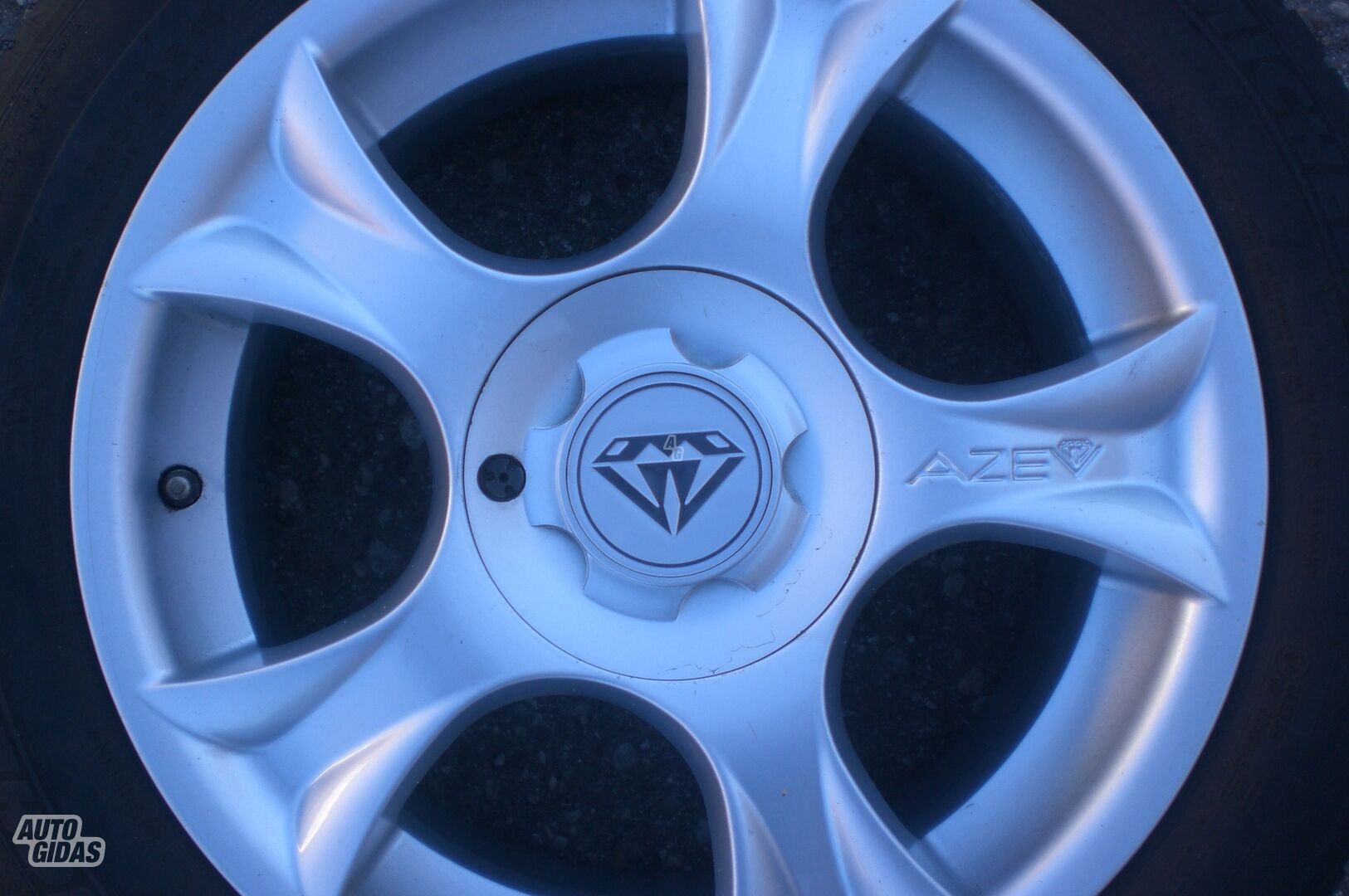 Light alloy R16 rims