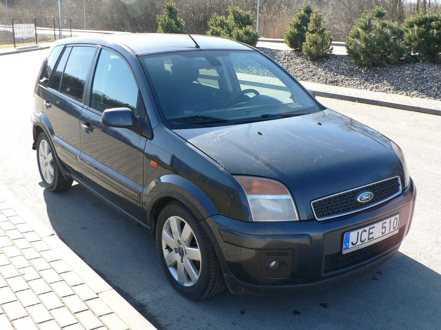 Ford Fusion 2006 y Off-road / Crossover