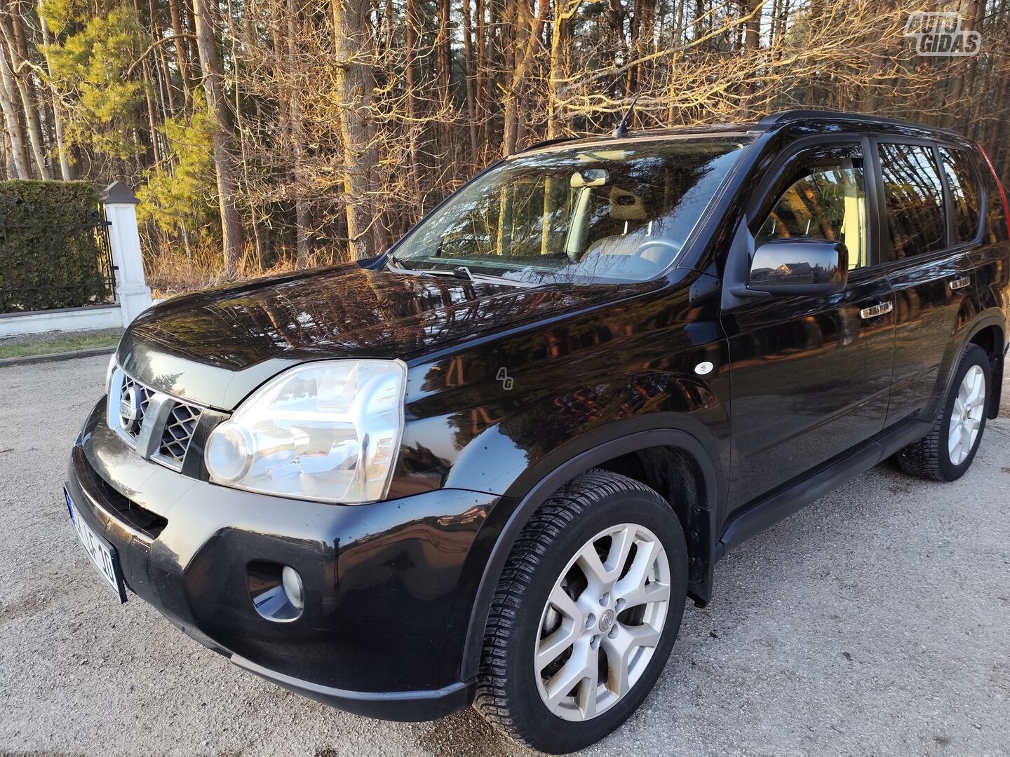 Nissan X-Trail 4x4 2010 г