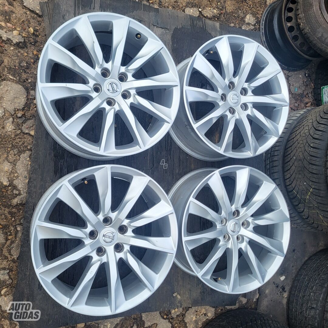 Light alloy R18 rims