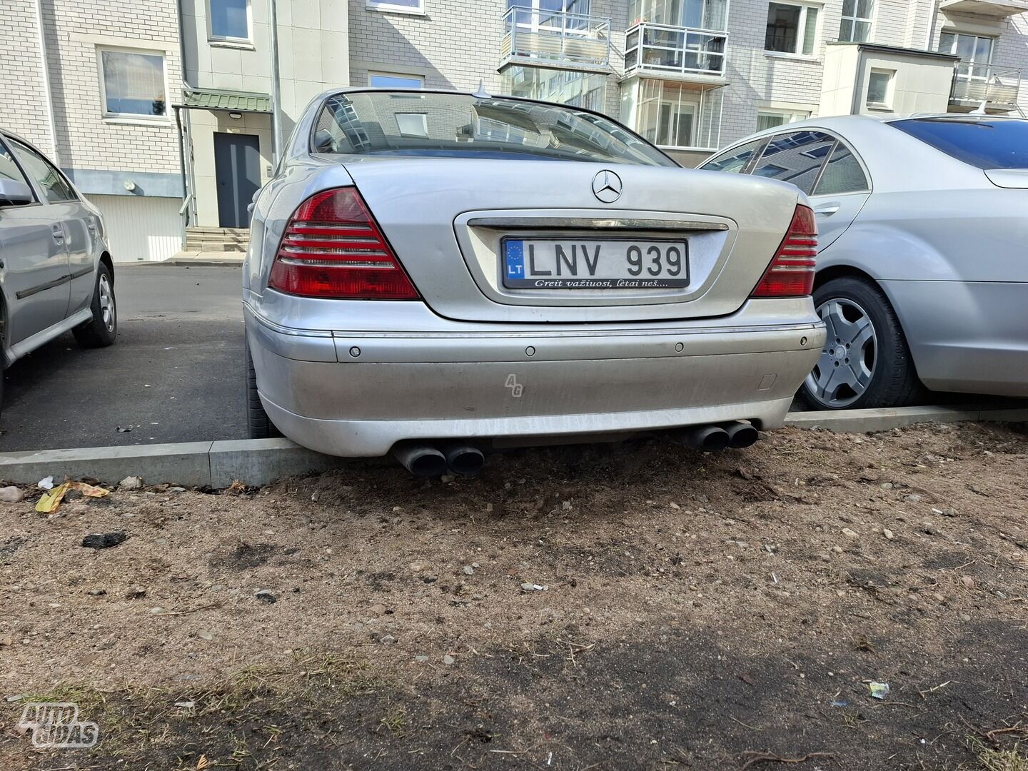 Mercedes-Benz S 320 2001 m dalys