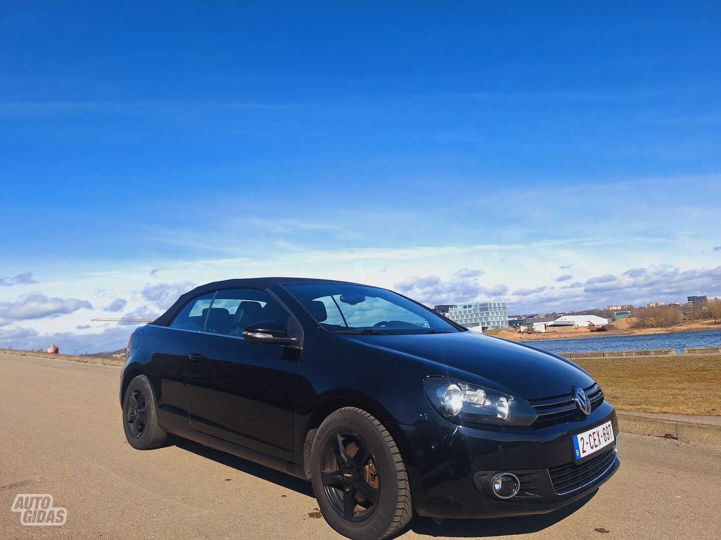 Volkswagen Golf 2014 г Кабриолет