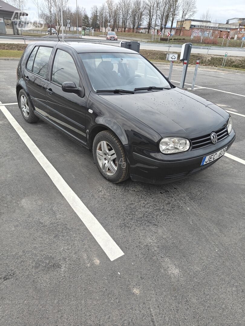 Volkswagen Golf 2000 y Hatchback