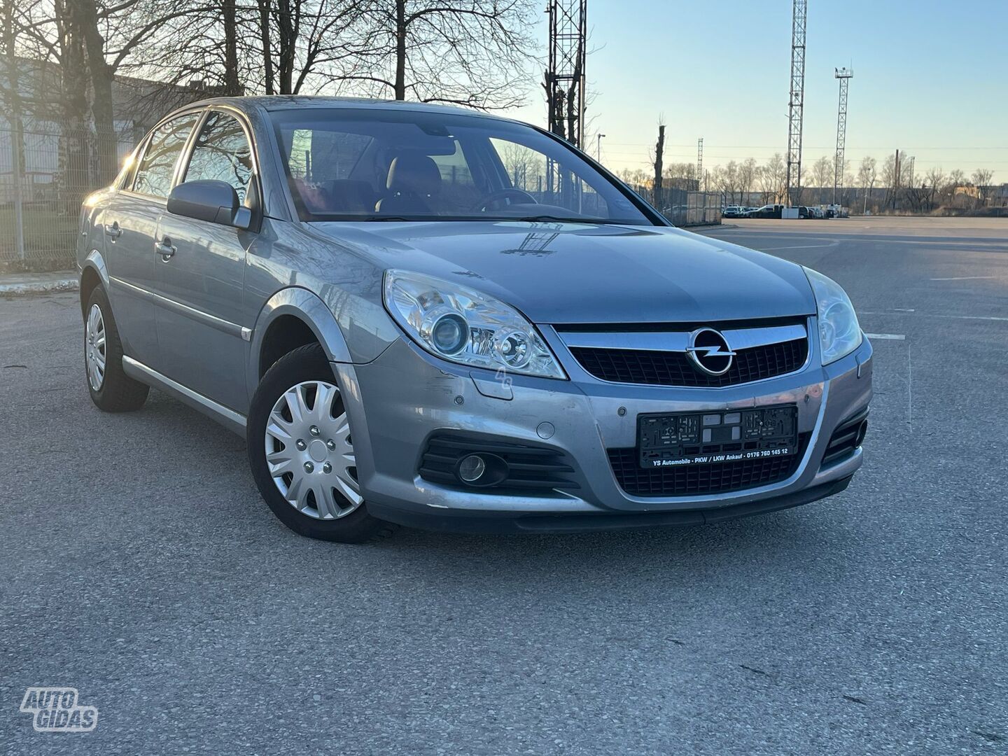 Opel Vectra 2006 г Седан