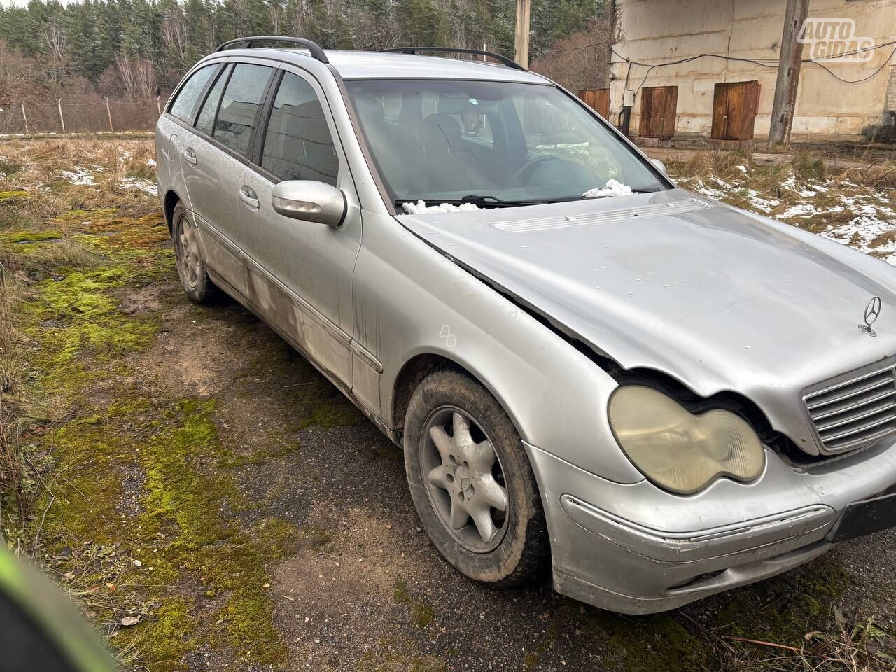 Mercedes-Benz C 220 2004 m dalys