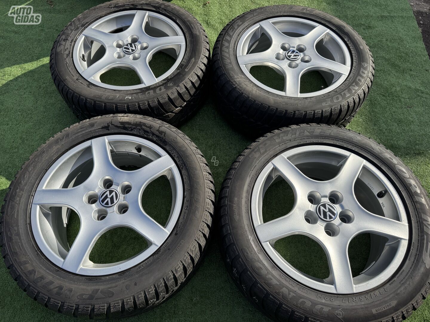 Volkswagen Siunciam, 7.5J ET44 Transporter light alloy R17 rims