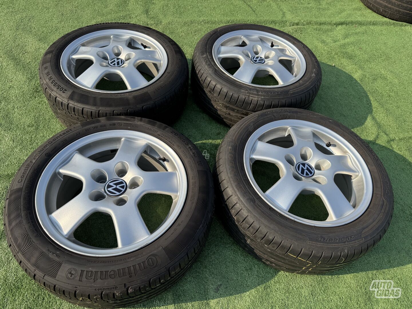 Volkswagen Siunciam, 7.5J ET42 light alloy R16 rims