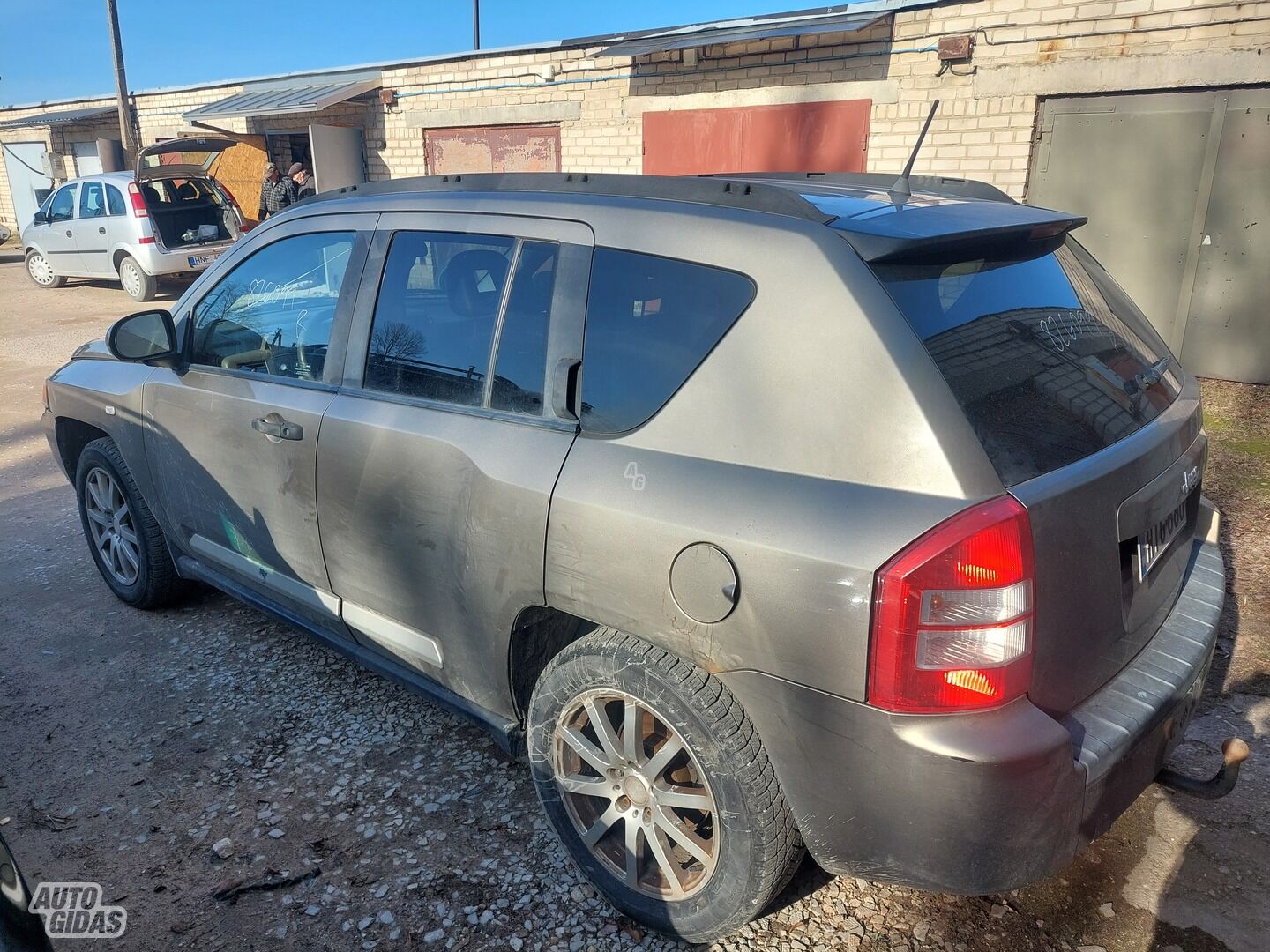 Jeep Compass 2008 y Off-road / Crossover