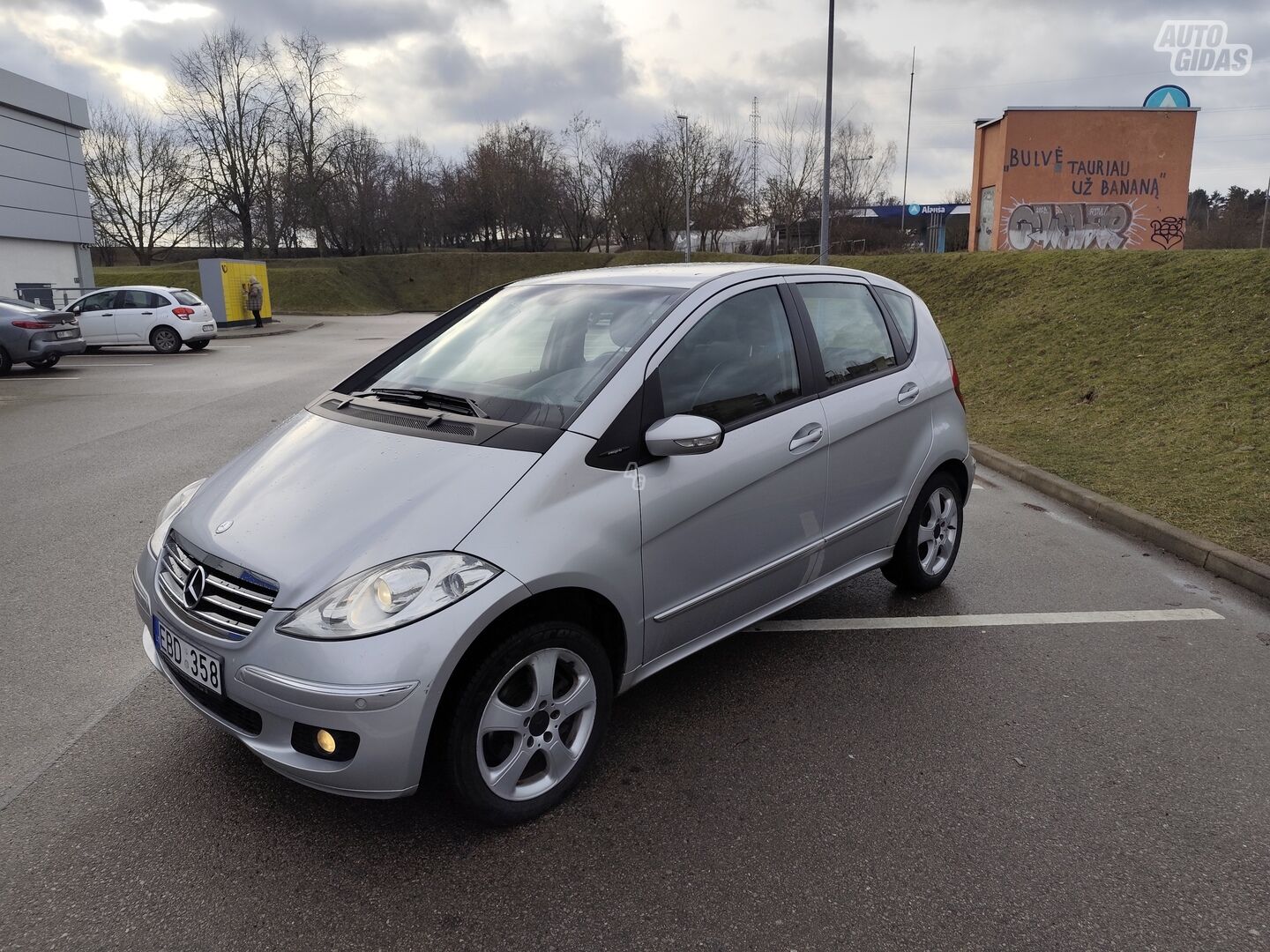 Mercedes-Benz A 180 2008 y Hatchback