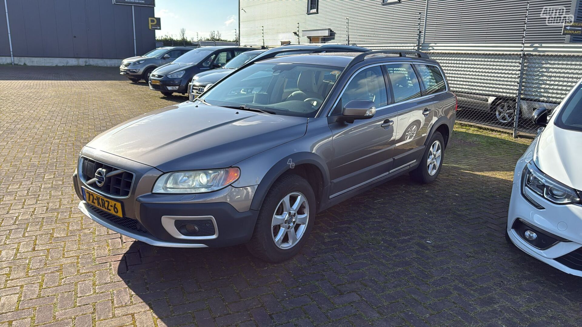 Volvo XC70 2010 y Wagon