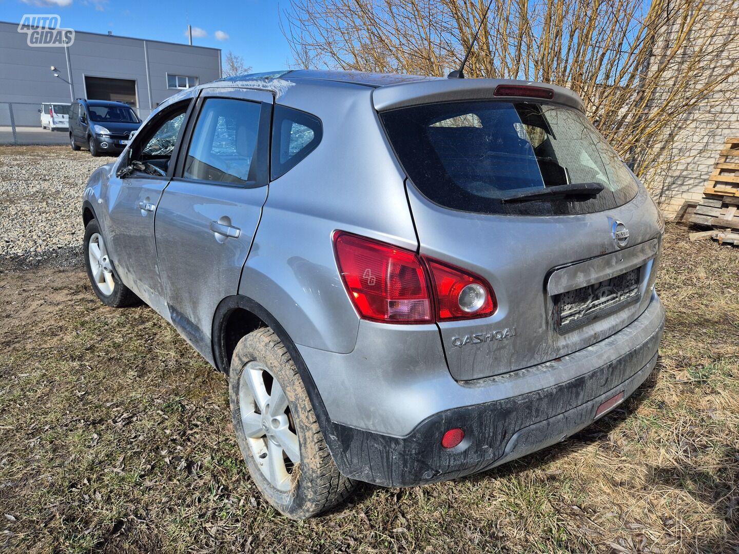 Nissan Qashqai 2008 y Off-road / Crossover