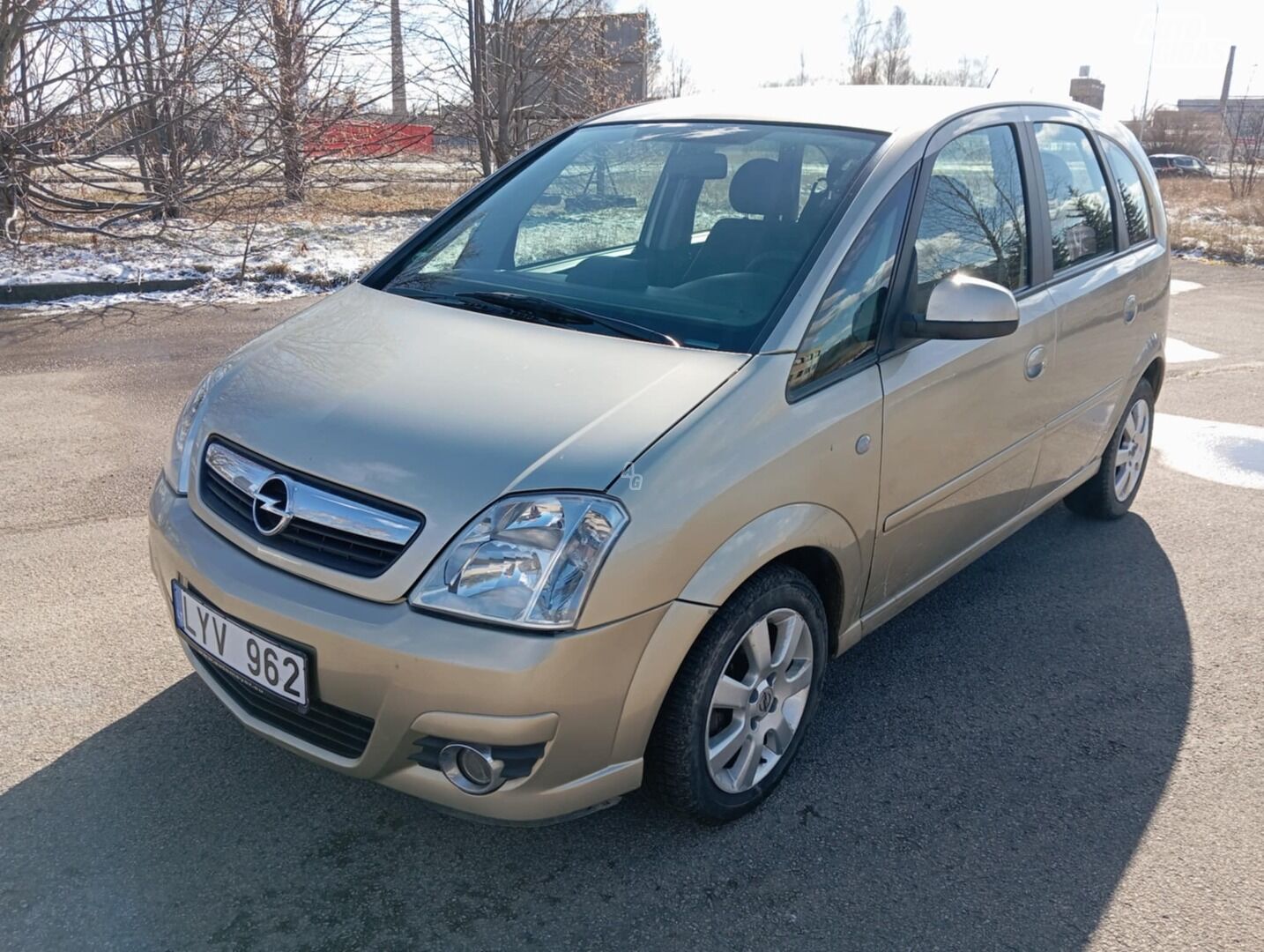 Opel Meriva 2006 y Hatchback