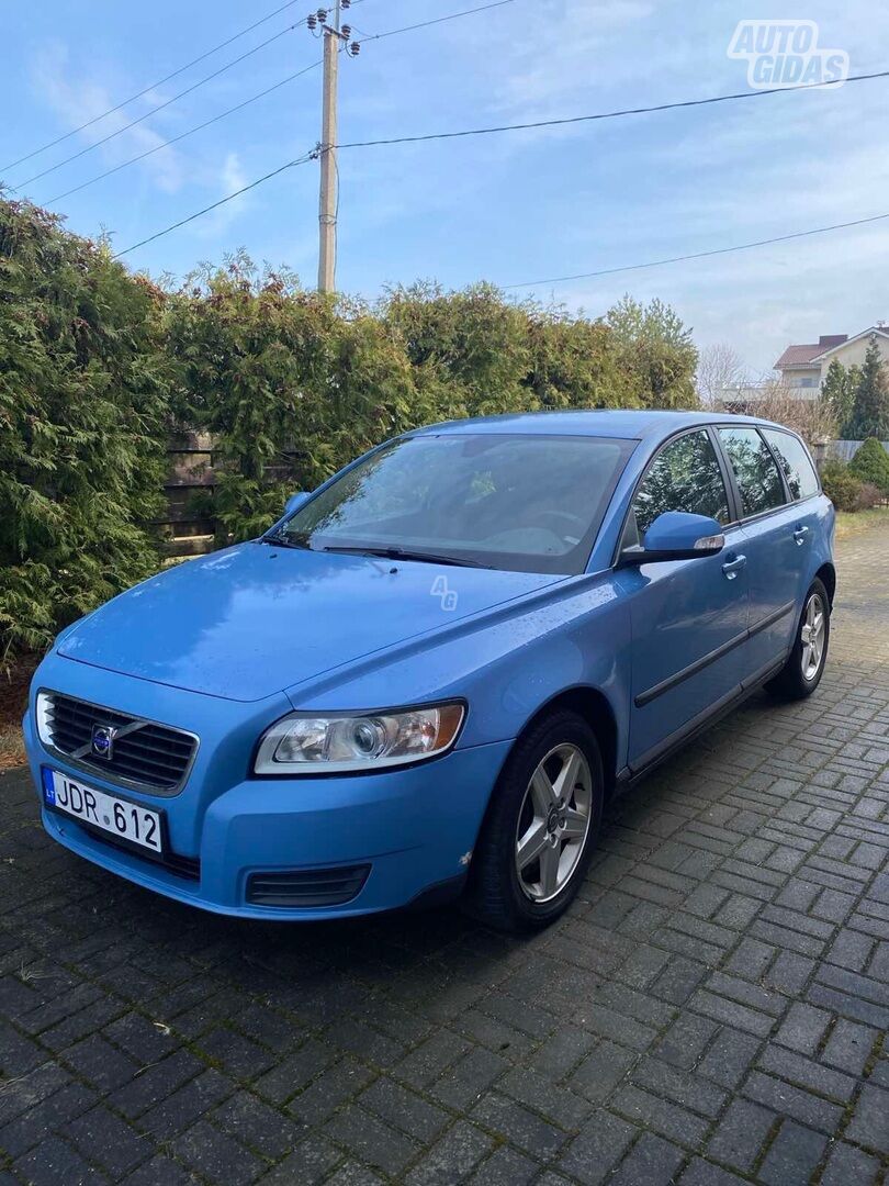 Volvo V50 2010 y Wagon