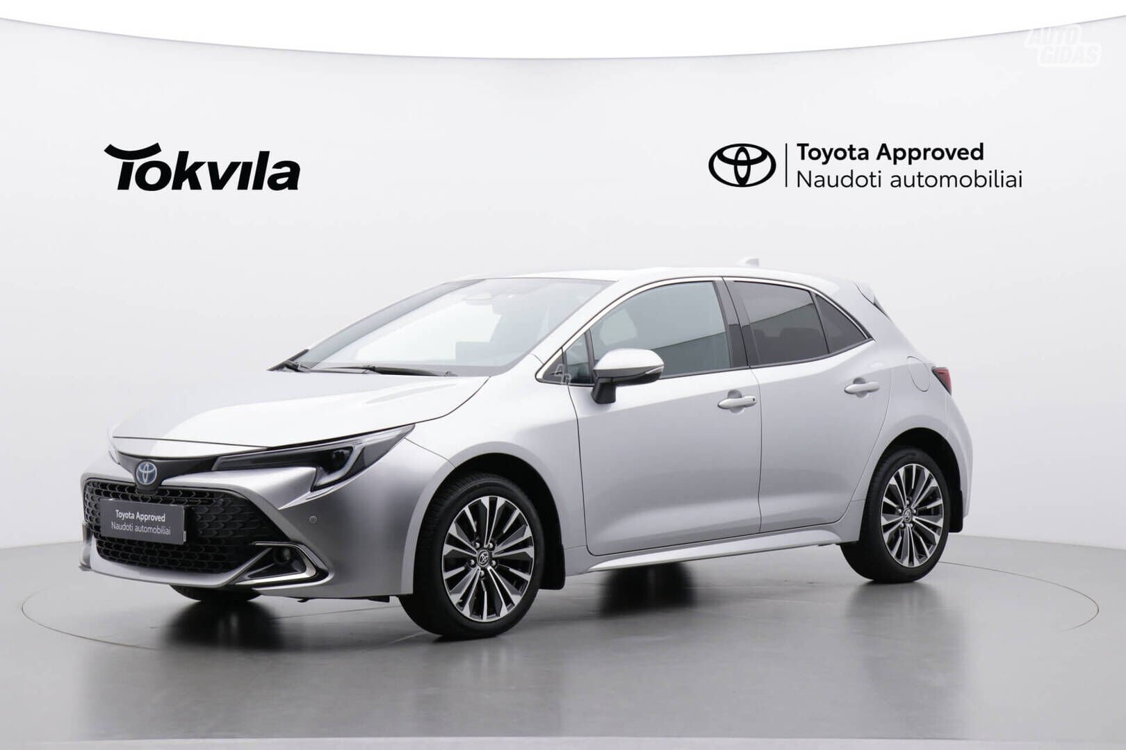 Toyota Corolla 2023 y Hatchback