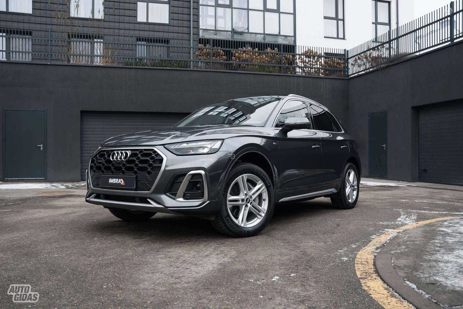 Audi Q5 2021 г Внедорожник / Кроссовер